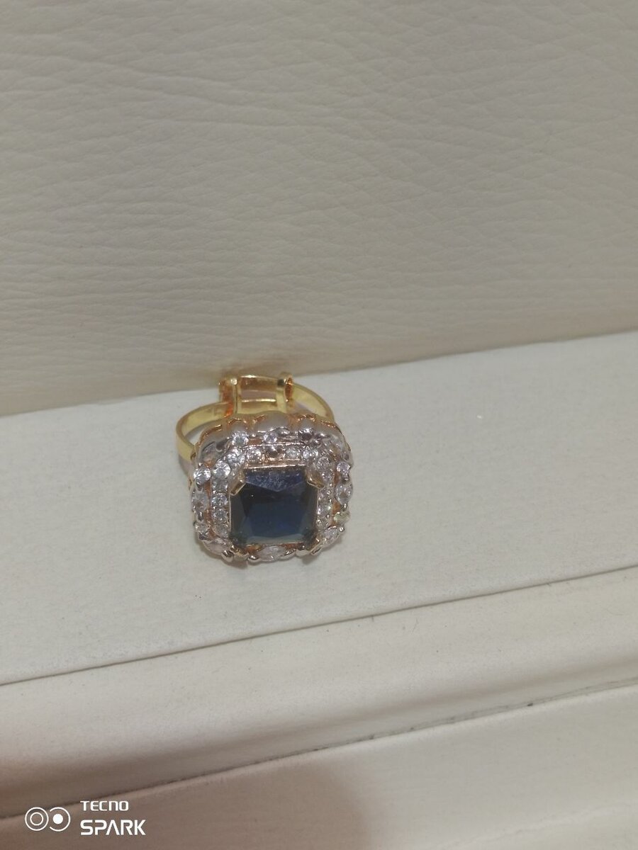 Ladies Ring