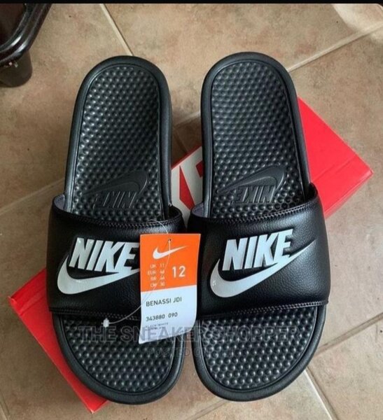 Original nike slide comforter