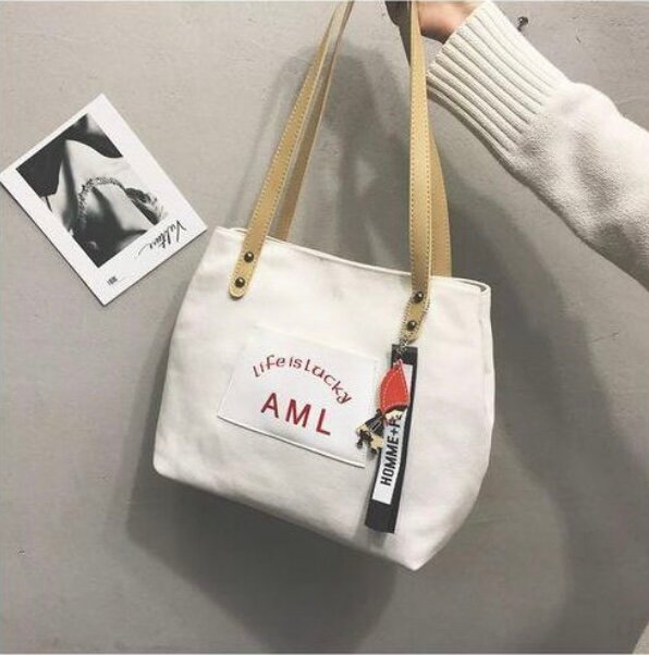 Sac à bandoulière AML élégant