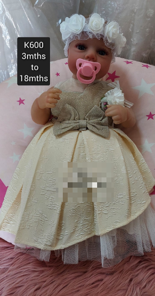 beige dress with lace and headband