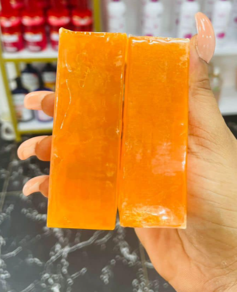 Si tu es claire et tu n’as pas ce savon c’est que tu n’aime ton visage .