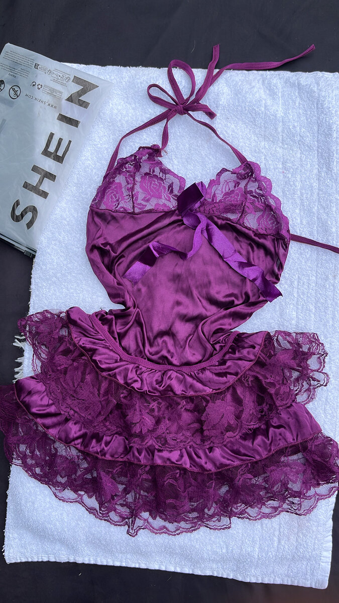 Ensemble lingerie satin et dentelle