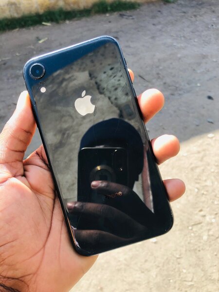 iPhone XR