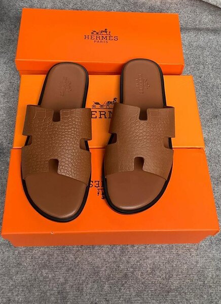 Sandales légères en cuir