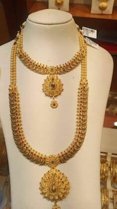 Ladies necklace