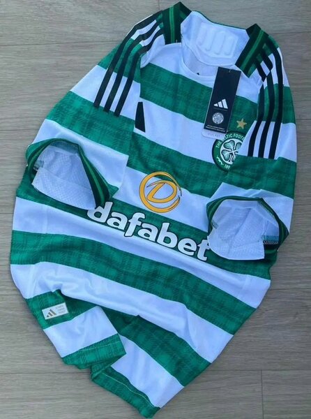 Maillot de football stylé