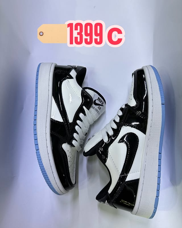 Кроссовки черно-белые