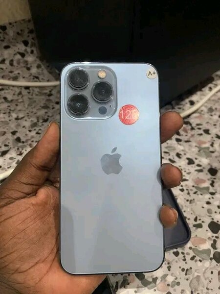 iPhone avec Trois Caméras