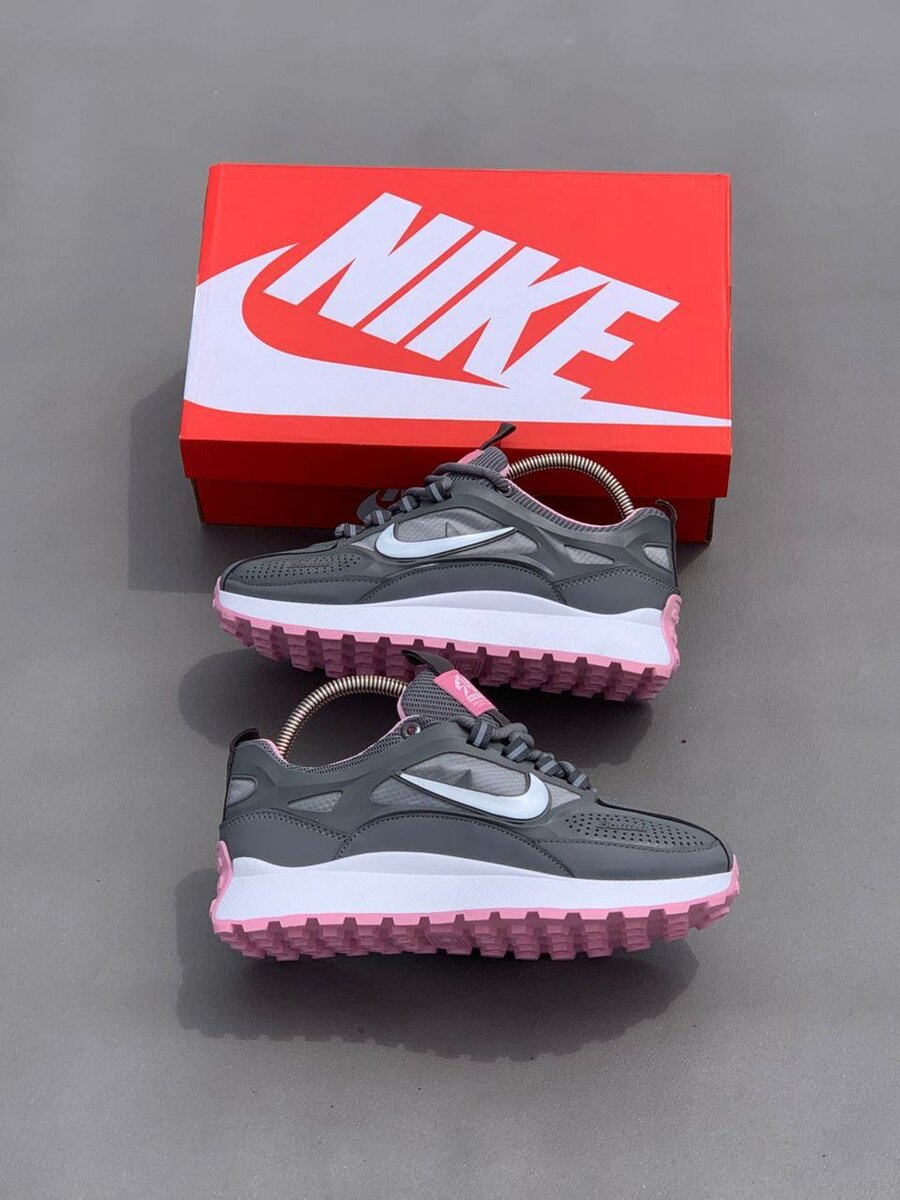Nike Sneakers Gris et Rose