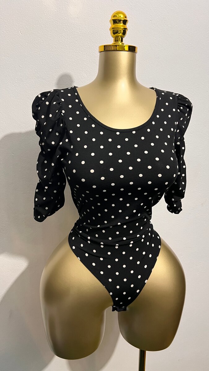 Body à pois noir élégant