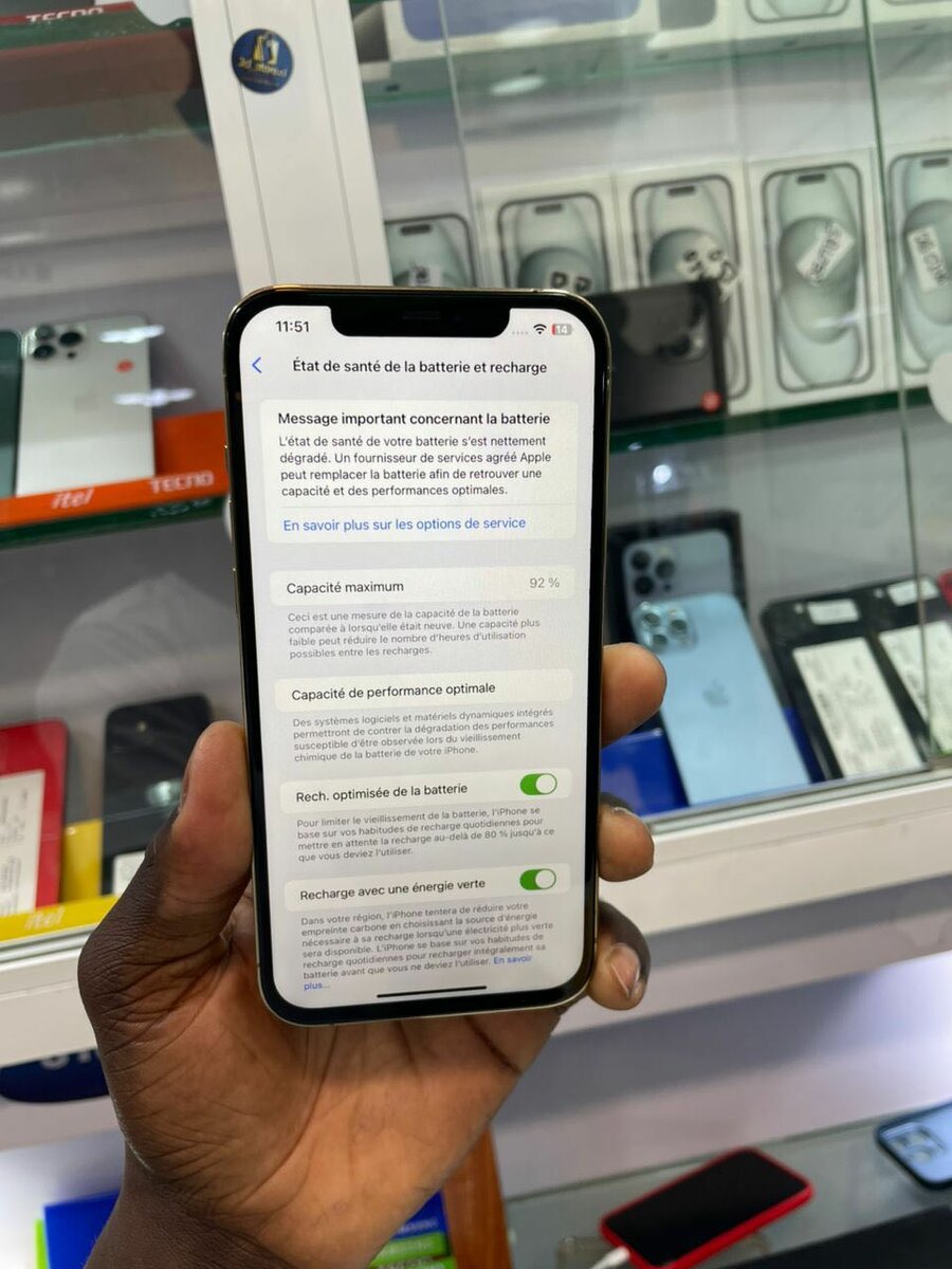 iPhone 12 Pro Max 256go quasi neuf