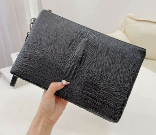 Pochette pour homme