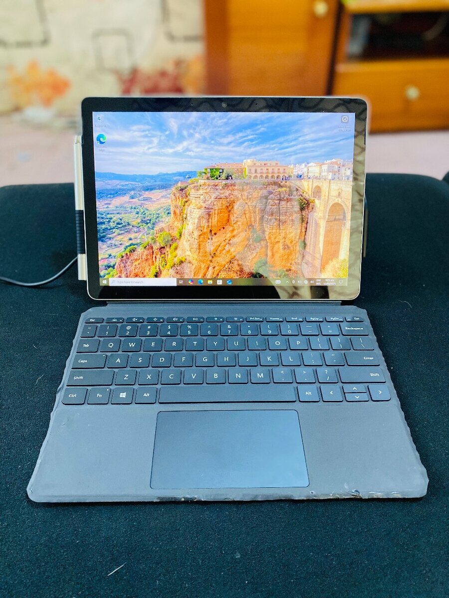 Microsoft surface go 2 (2020)