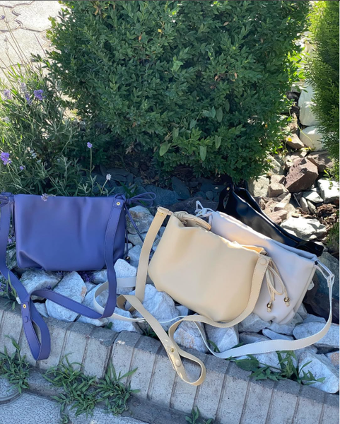 сумки разных цветов