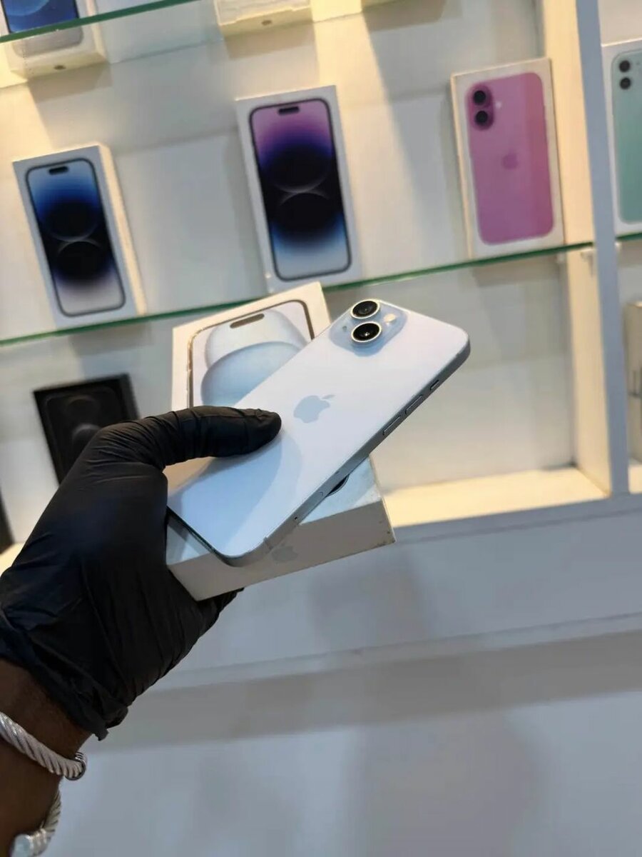 iPhone 15 Blanc Neuf