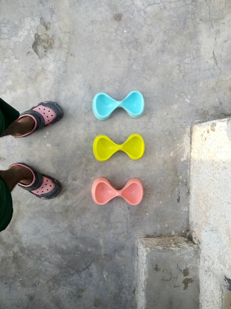 Pet bowls(cat and dogs)