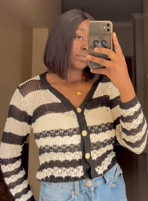  Short knitted cardigan with buttons  size:M