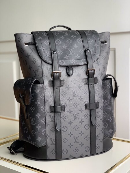 Sac à dos élégant Louis Vuitton