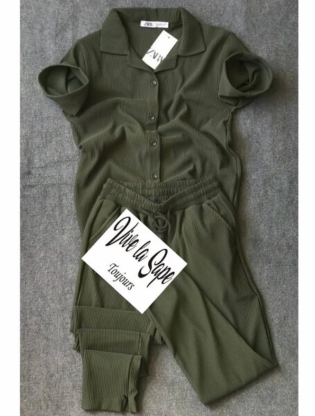 Ensemble confortable vert