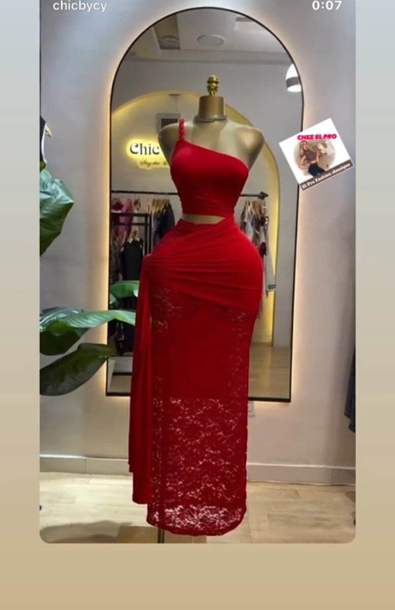 Robe élégante asymétrique