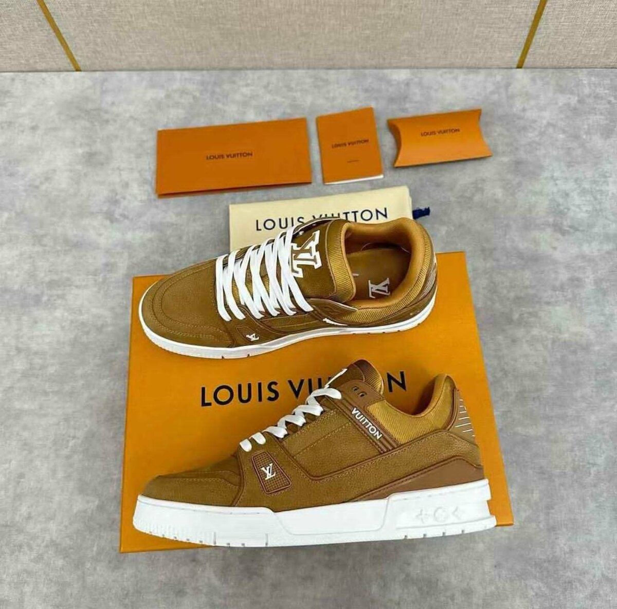 Louis Vuitton Sneakers