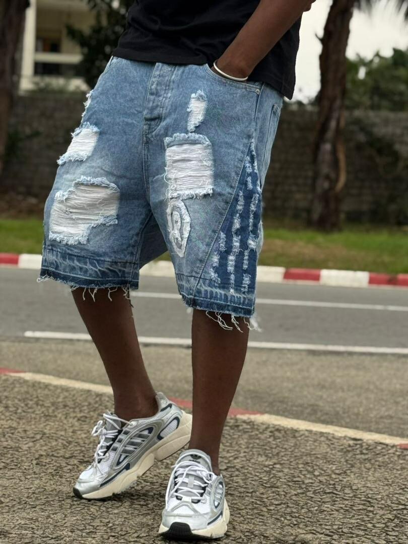Shorts en jean déchirés homme