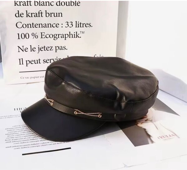Chapeau de capitaine en cuir
