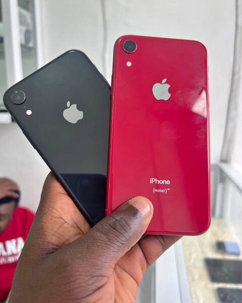 iPhone XR neuf 64gb
