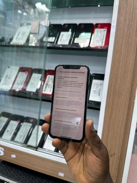 iPhone 12 simple tout passe