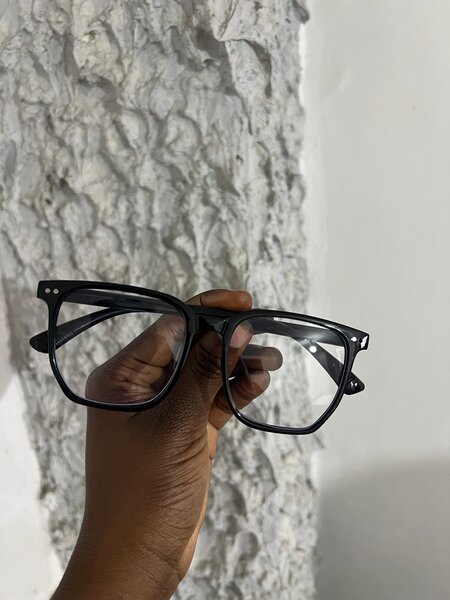 Lunettes élégantes carrées