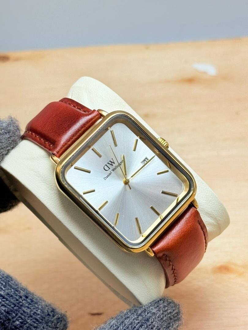 Montre élégante DW