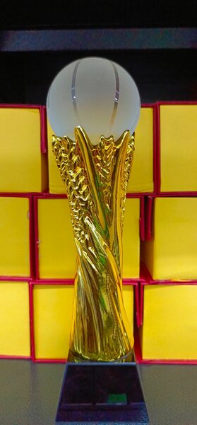 TROPHÉE DE BASKETBALL ÉLEGANT