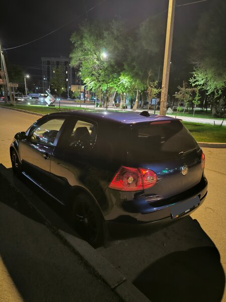 Срочно Golf 7 купэ, 1.6 объем, механика КПП