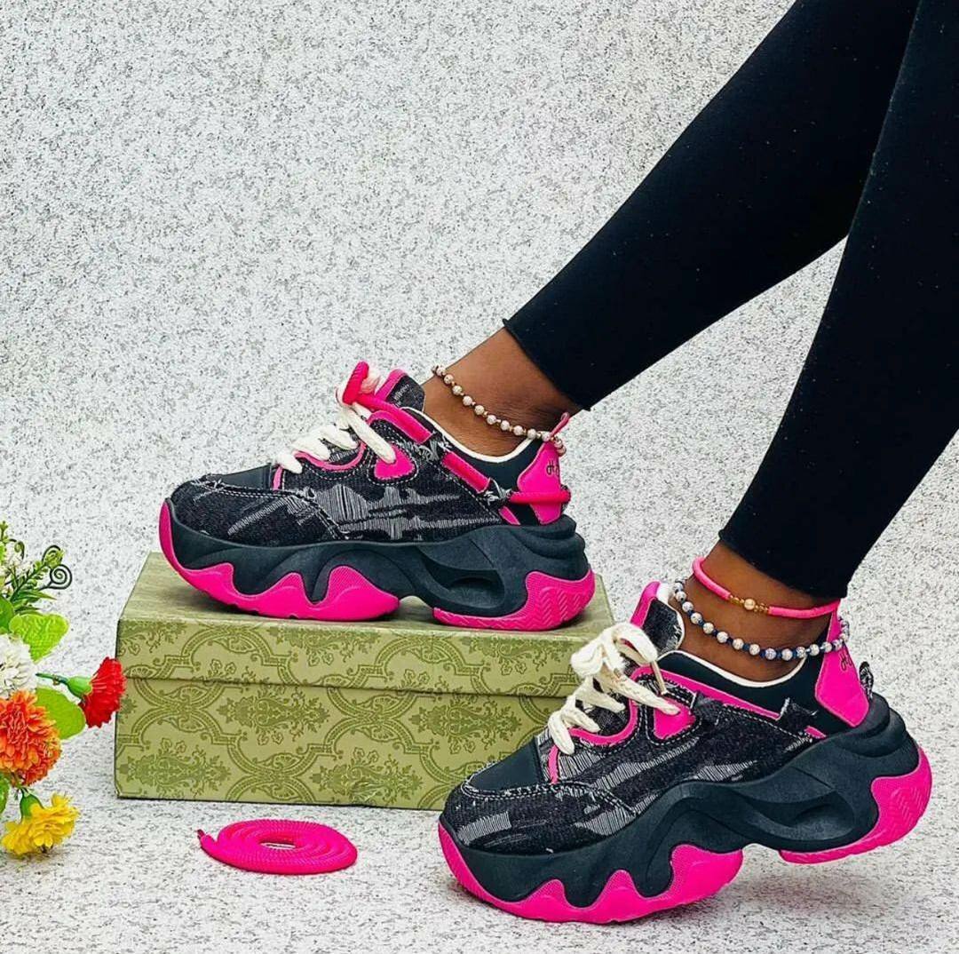 De très belles chaussures de ville