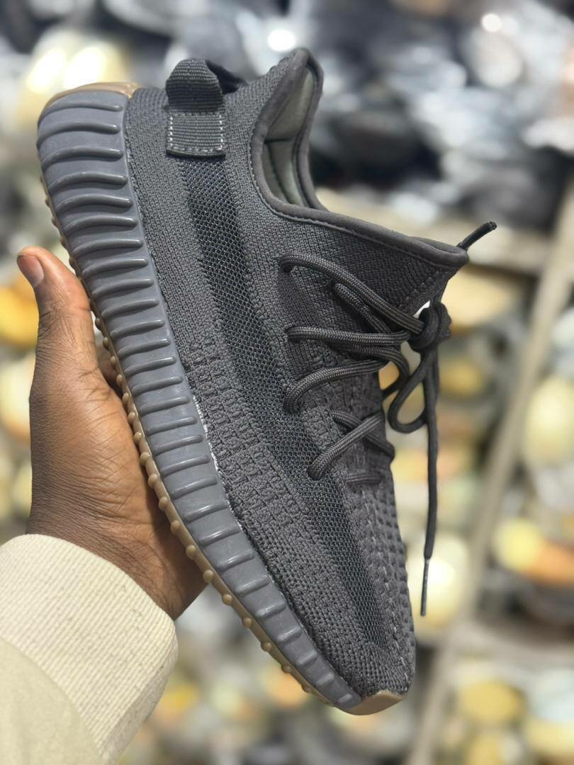Yeezy boots 350
