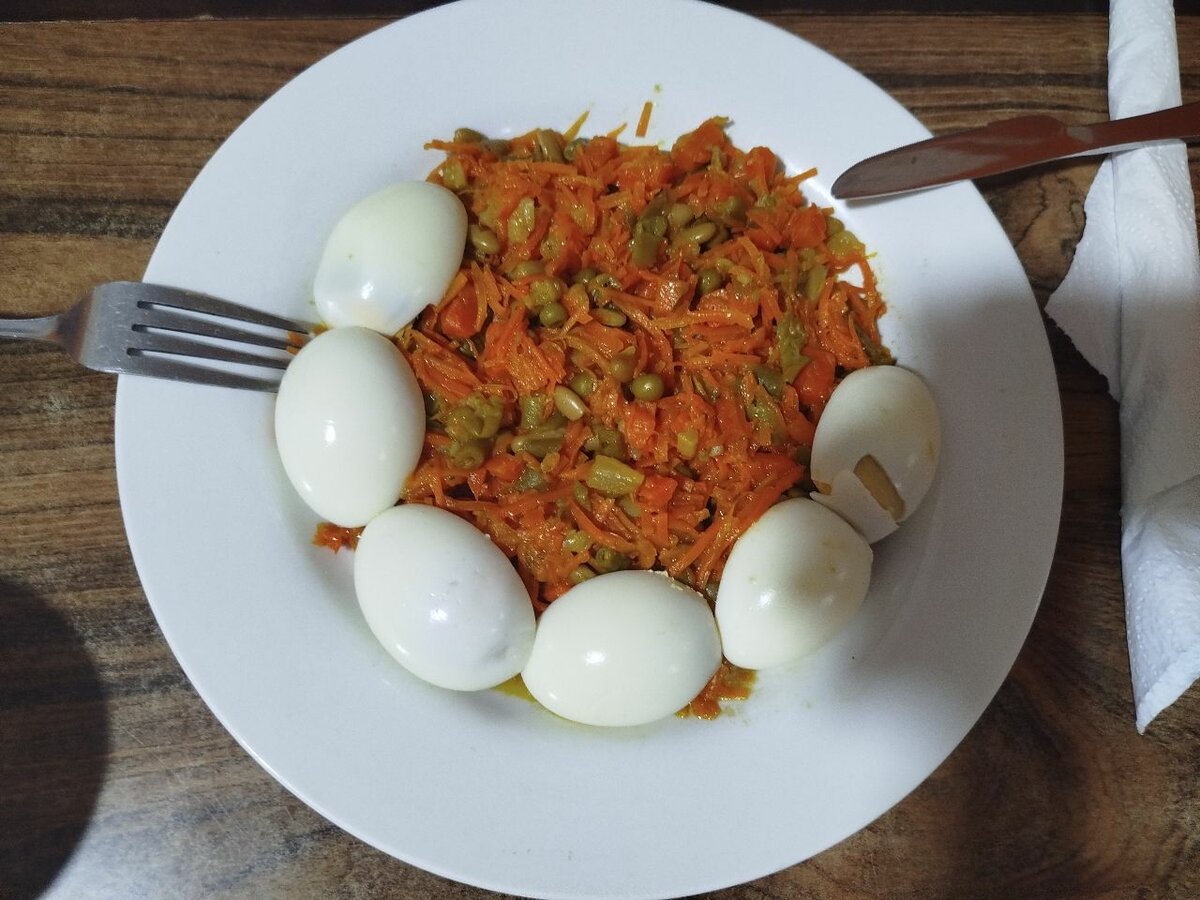 Pains , œufs, crudités