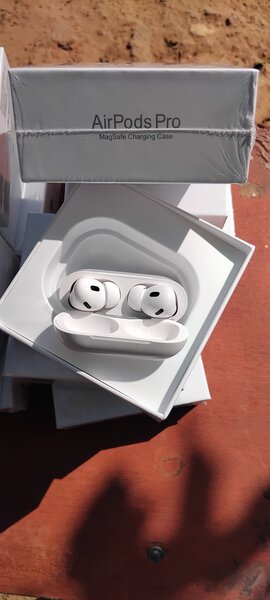 Airpods pro ,pro 2 and 3