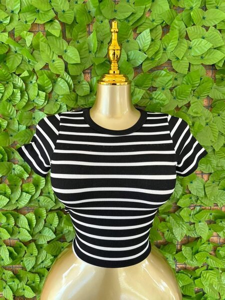 T-shirt rayé à manches courtes
