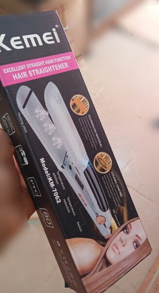 Lisseur de Cheveux Kemei