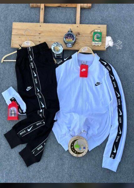 Survêtement Adidas et Nike