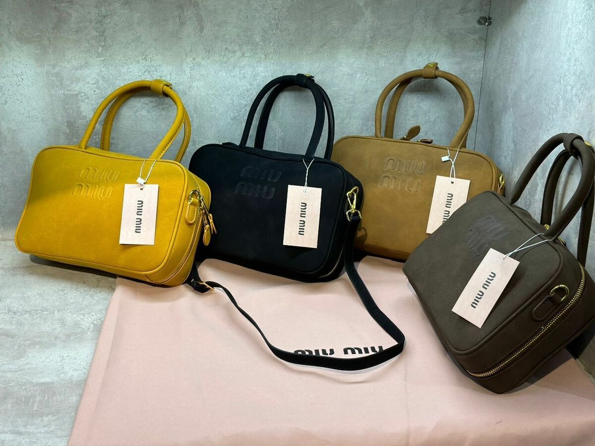 MIU MIU замша / бесплатная доставка