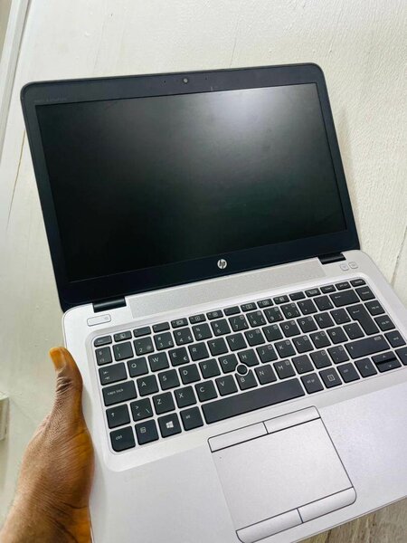 HP i5 laptop