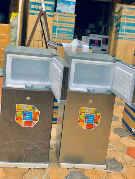 Réfrigérateur compact 2 portes 145L