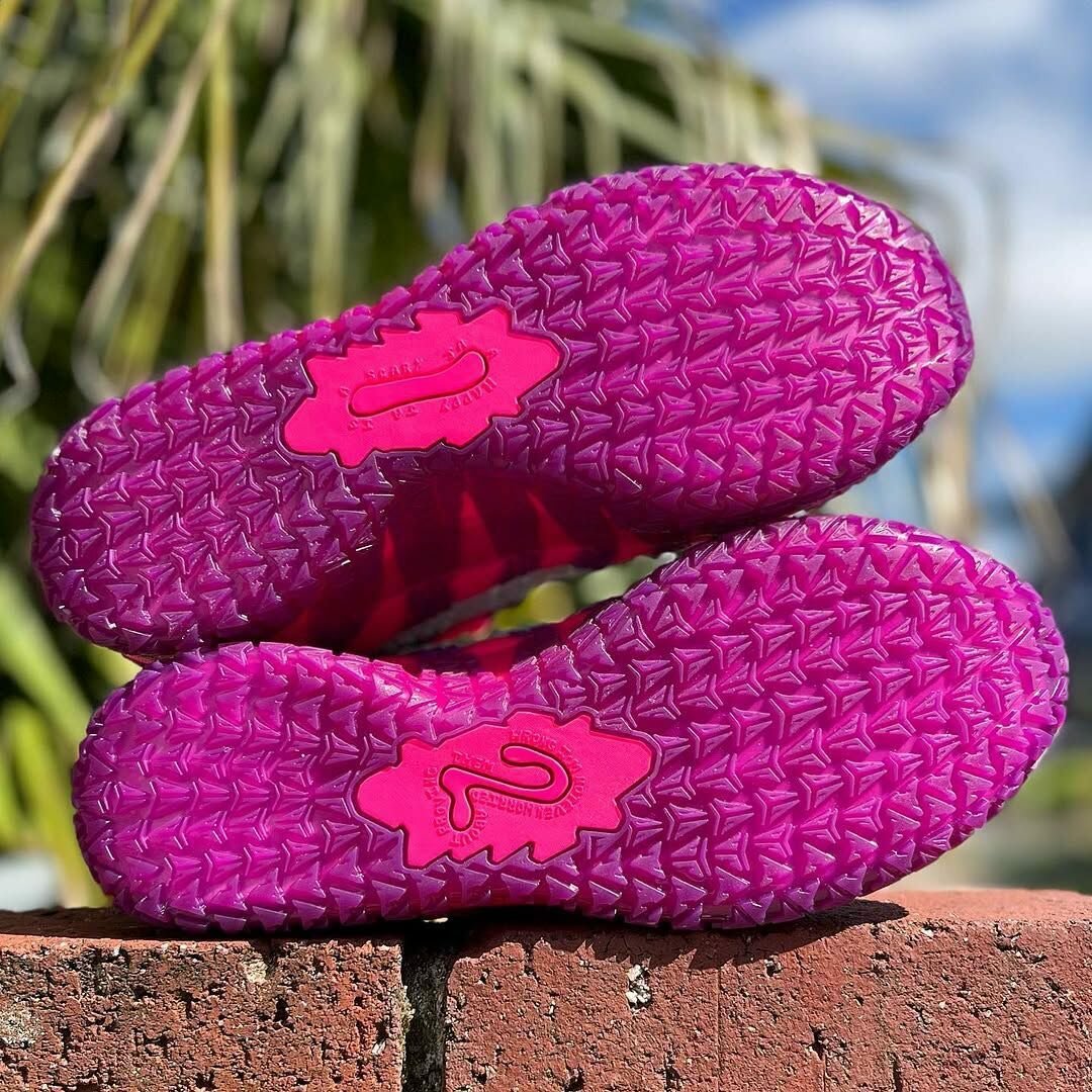 NIKE JA 3 'MAX VOLUME'