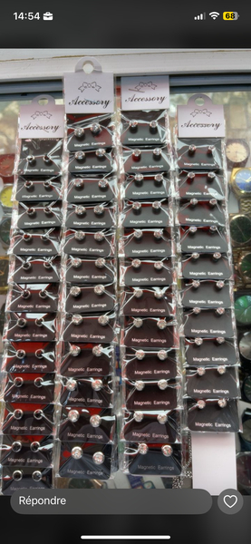 Boucles d'oreilles magnétiques élégantes