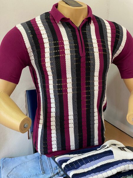 Semi-lock T-shirt