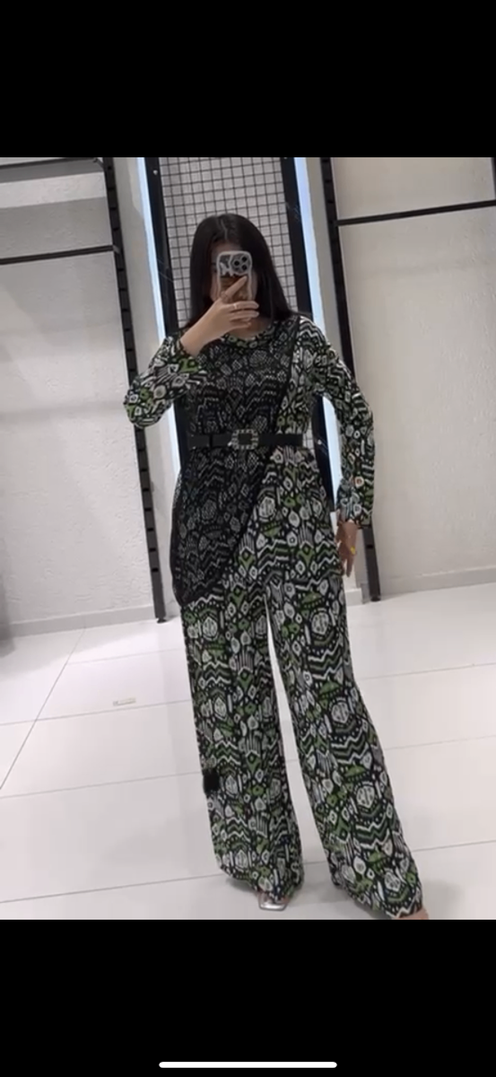 3pc set. Top, pants & net vest