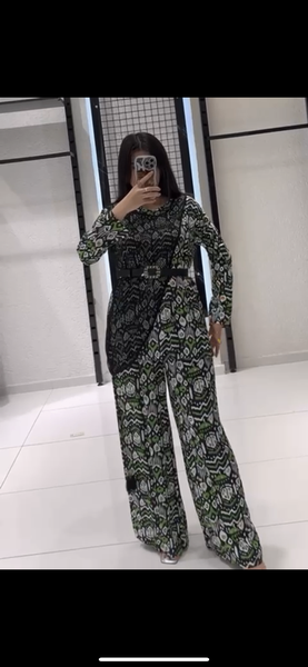 3pc set. Top, pants & net vest