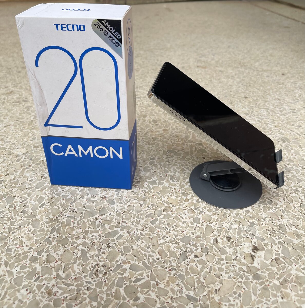 Téléphone  TECNO Camon 20