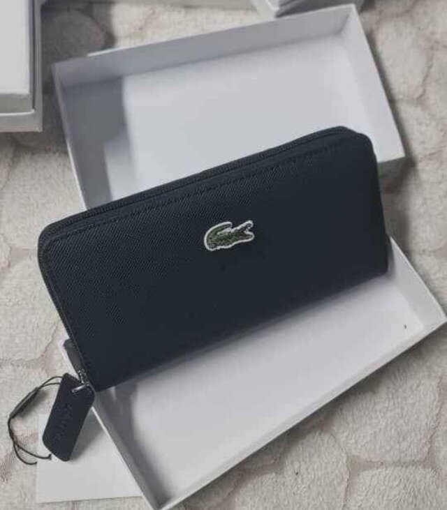 Portefeuille Lacoste